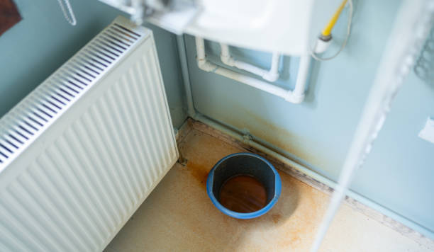 Best Emergency water extraction  in Westbrook Center, CT